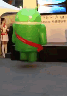 Dancing Mascot Android GIF - Dancing Mascot Android Breakdance GIFs