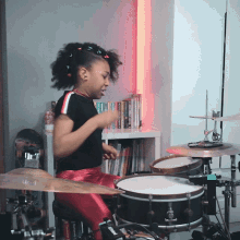 Drummer Drummer Girl GIF - Drummer Drummer Girl Geneva GIFs