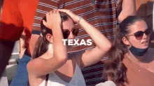 Fans Finger GIF - Fans Finger Texas Fans GIFs
