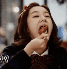 선암여고 탐정단 와구 마시쩡 맛있어 음식 냠 얌 GIF - Hyeri Korean K Drama GIFs