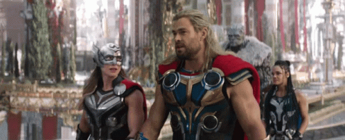 Thor Love And Thunder Chris Hemsworth GIF - Thor Love And Thunder Chris Hemsworth Natalie Portman GIFs