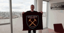 West Ham Hammers GIF - West Ham Hammers Cross GIFs