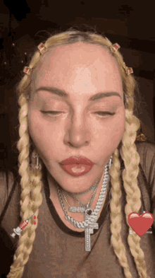 Madonna Kiss GIF - Madonna Kiss Plastic Surgery GIFs