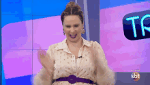 hahaha ana paula renault sbt triturando rindo muito engracado hahaha ana paula renault sbt triturando rindo muito engracado