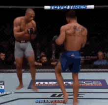Kevin Lee Dancing GIF - Kevin Lee Dancing Wobbly Legs GIFs
