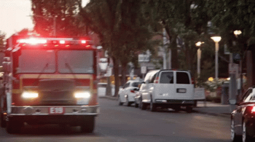 station19-fire-truck.gif