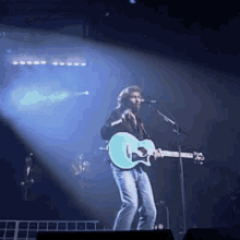 Singing Barry Gibb GIF - Singing Barry Gibb Bee Gees GIFs
