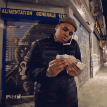 Counting Money Kevin Gates GIF - Counting Money Kevin Gates Castle Song GIFs