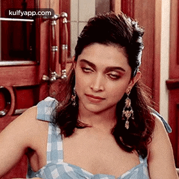 Deepika Padukone.Gif GIF - Deepika padukone Deepikapadukoneedit Alina - Discover & Share GIFs