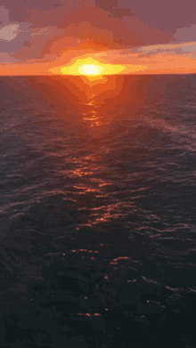 Valerie Sunset GIF - Valerie Sunset Ocean GIFs