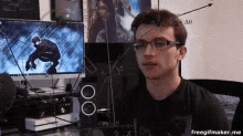 Chris Ray Gun Confused GIF - Chris Ray Gun Confused What GIFs