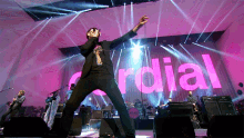 singing tom meighan kasabian shoot the runner singer singing tom meighan kasabian shoot the runner singer