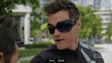 hartley sawyer elongated man runaway ralph dibney hartley sawyer elongated man runaway ralph dibney