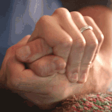 Hold Hands Couple GIF - Hold Hands Couple Olicity GIFs