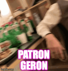 Patron Geron Dekkop GIF - Patron Geron Geron Patron GIFs