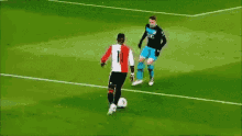 elia kick football player football foot work elia kick football player football foot work