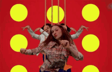 Donna Dancing - That '70s Show GIF - That70s Show Donna Pinciotti Laura Prepon GIFs