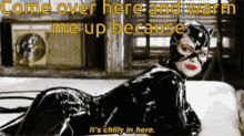 Catwoman Come Over GIF - Catwoman Come Over Here GIFs