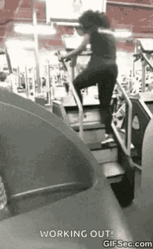 First Day Of Working Out Zoomba GIF - First Day Of Working Out Zoomba Crossfit GIFs
