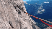 Tightrope Walking People Are Awesome GIF - Tightrope Walking People Are Awesome Walking GIFs