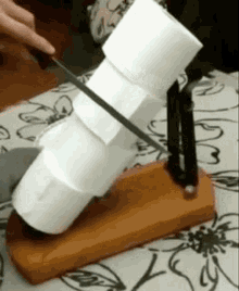 Toilet Paper Tissue GIF - Toilet Paper Tissue Cutting GIFs