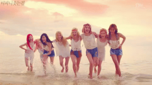 소녀시대 파티 뮤비 뮤직비디오 바다 해변 바닷가 해변가 GIF - Girls Generation Party Mv GIFs