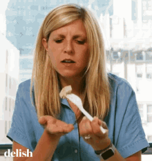 food tasting celebrity snackdown delish food tasting celebrity snackdown delish