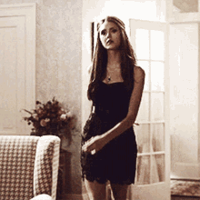 Katherine Pierce Walking GIF - Katherine Pierce Walking The Vampire Diaries GIFs
