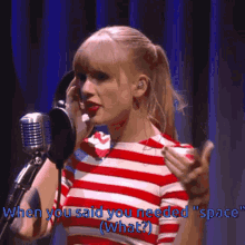 Taylor Swift Red Never Getting Back Together GIF - Taylor Swift Red Never Getting Back Together Taylor Swift Singing GIFs
