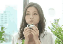 吃东西，石原里美 GIF - Eat Satomi Ishihara GIFs