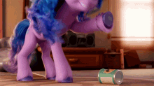 Playing With A Can Izzy Moonbow GIF - Playing With A Can Izzy Moonbow My Little Pony A New Generation GIFs