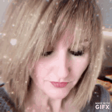 Claudia Kiss GIF - Claudia Kiss Wave GIFs