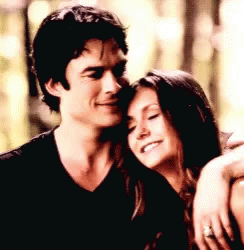 Elenagilbert Cuddle GIFs | Tenor