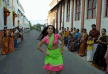 Sara Ali Khan Atrangi Re GIF - Sara Ali Khan Atrangi Re Crazy Dance GIFs