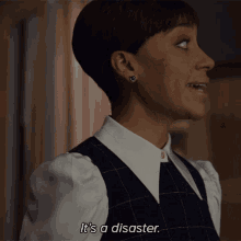 Its A Disaster Lucca Quinn GIF - Its A Disaster Lucca Quinn The Good Fight GIFs