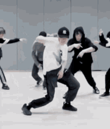Mark Dance GIF - Mark Dance Hiphop Dance GIFs