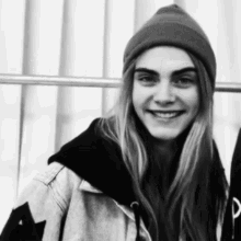 Funny Face Smiling GIF - Funny Face Smiling Cara Delevingne GIFs