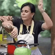 Woman Cooking GIF - Woman Cooking Gretchen GIFs