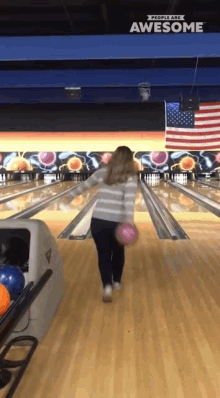 Bowling Fail People Are Awesome GIF - Bowling Fail People Are Awesome Bowling GIFs