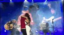 enriqueiglesias hug indiamartinez concierto cantar enriqueiglesias hug indiamartinez concierto cantar