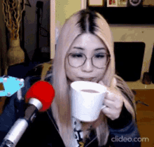 Sipping Tea Alymew GIF - Sipping Tea Alymew Sip GIFs