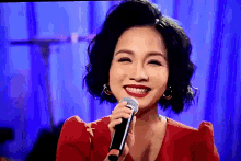 My Linh Vietnamese Singer GIF - My Linh Vietnamese Singer Diva GIFs