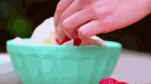 Strawberry Sundae GIF - Strawberry Sundae Dessert GIFs