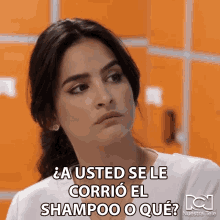 A Usted Se Le Corrio El Shampoo O Que Maria Clara Gonzalez GIF - A Usted Se Le Corrio El Shampoo O Que Maria Clara Gonzalez Diana Hoyos GIFs