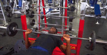 bench press working out lifting weights exercise eman sv2