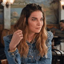 Intrigued Annie Murphy GIF - Intrigued Annie Murphy Alexis GIFs