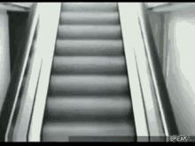 Escalator Tumble GIF - Escalator Tumble Fall GIFs