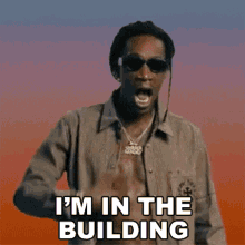 Im In The Building Wiz Khalifa GIF - Im In The Building Wiz Khalifa Millions Song GIFs