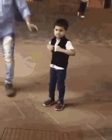 Fight Me Fighting GIF - Fight Me Fighting Boy Fight GIFs