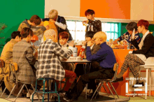 Wanna One Eating GIF - Wanna One Eating Party GIFs